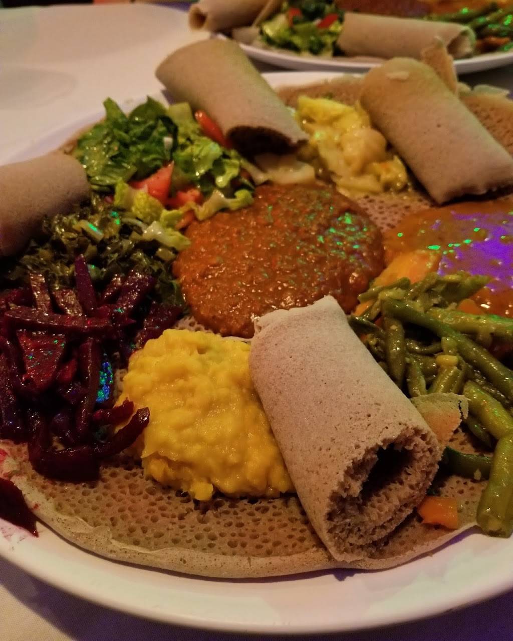 Awash Ethiopian Restaurant and Bar | restaurant | 1399 S Hamilton Rd, Columbus, OH 43227, USA | 6142374533 OR +1 614-237-4533