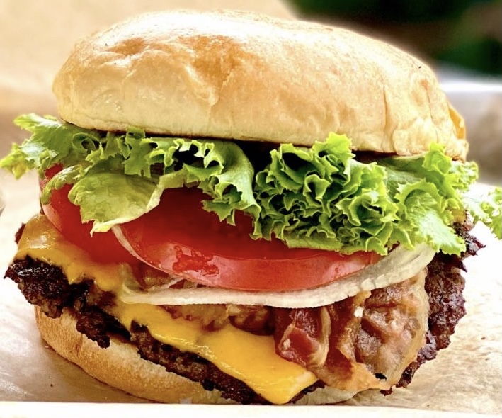 Grill Junkies | restaurant | W268N2380 Meadowbrook Rd, Pewaukee, WI 53072, USA | 2623031899 OR +1 262-303-1899