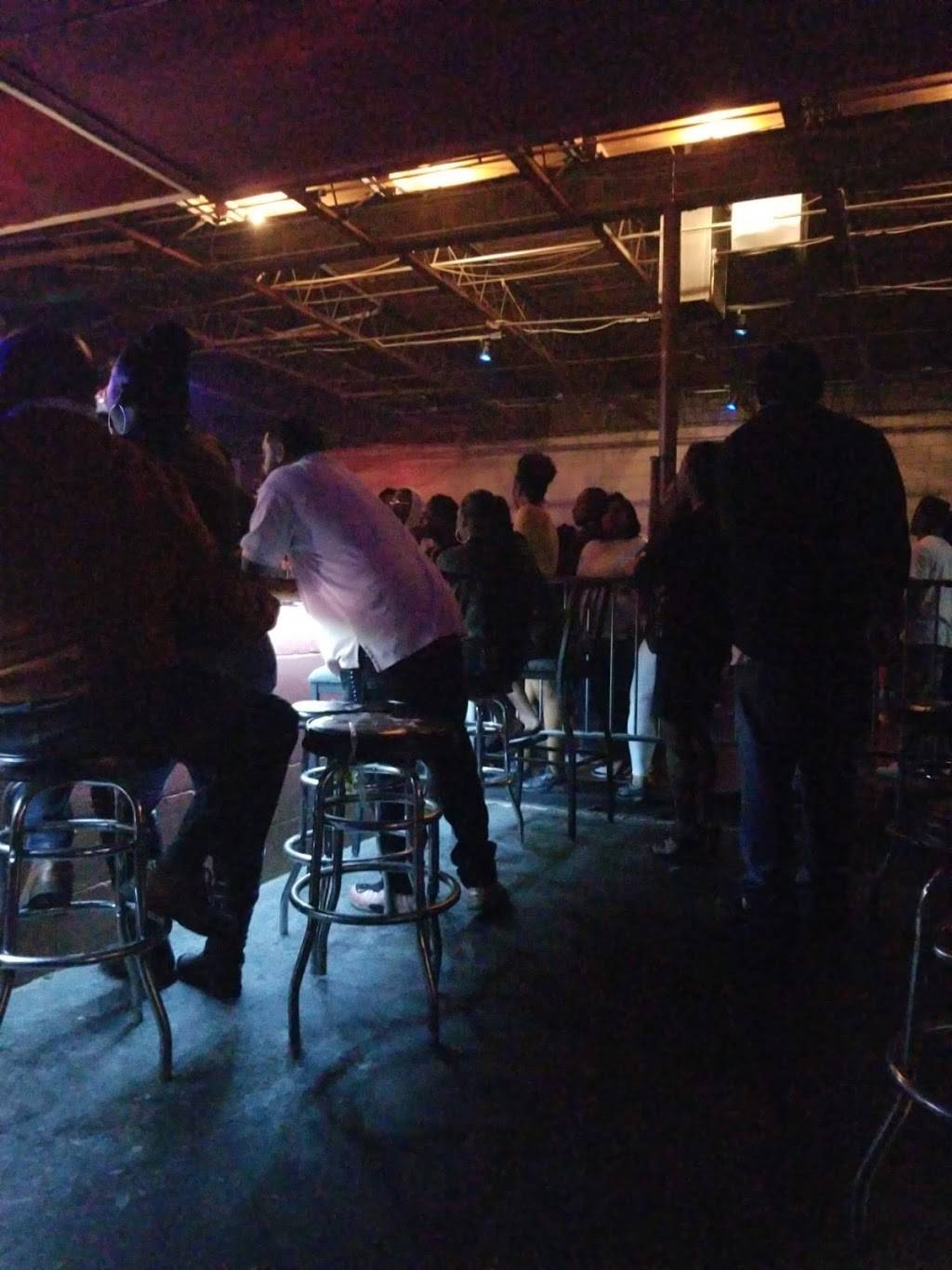 Brinsons | night club | 341 Madison Ave, Memphis, TN 38103, USA | 9015240104 OR +1 901-524-0104