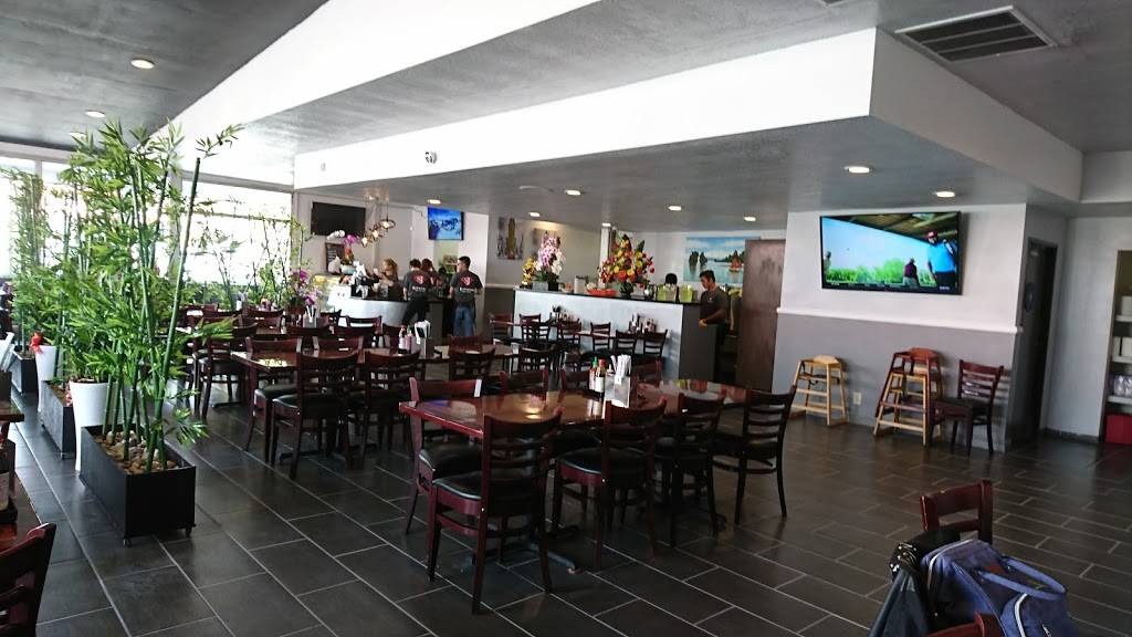 Saigon Village Bistro | restaurant | 1280 E Holt Ave, Pomona, CA 91767, USA | 9096200605 OR +1 909-620-0605