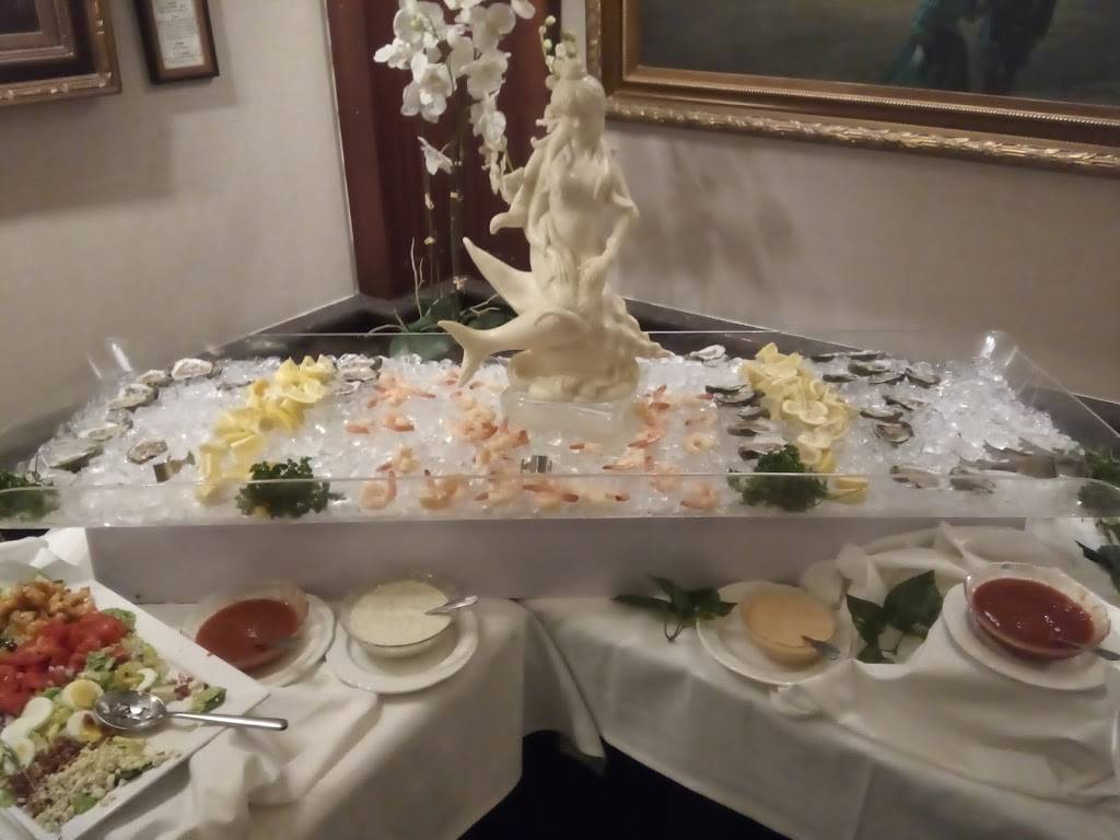 Austin Club | restaurant | 110 E 9th St, Austin, TX 78701, USA | 5124779496 OR +1 512-477-9496