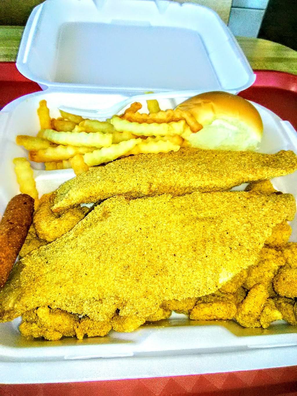Johns Seafood | restaurant | 3704 Jewella Ave, Shreveport, LA 71109, USA | 3186354646 OR +1 318-635-4646