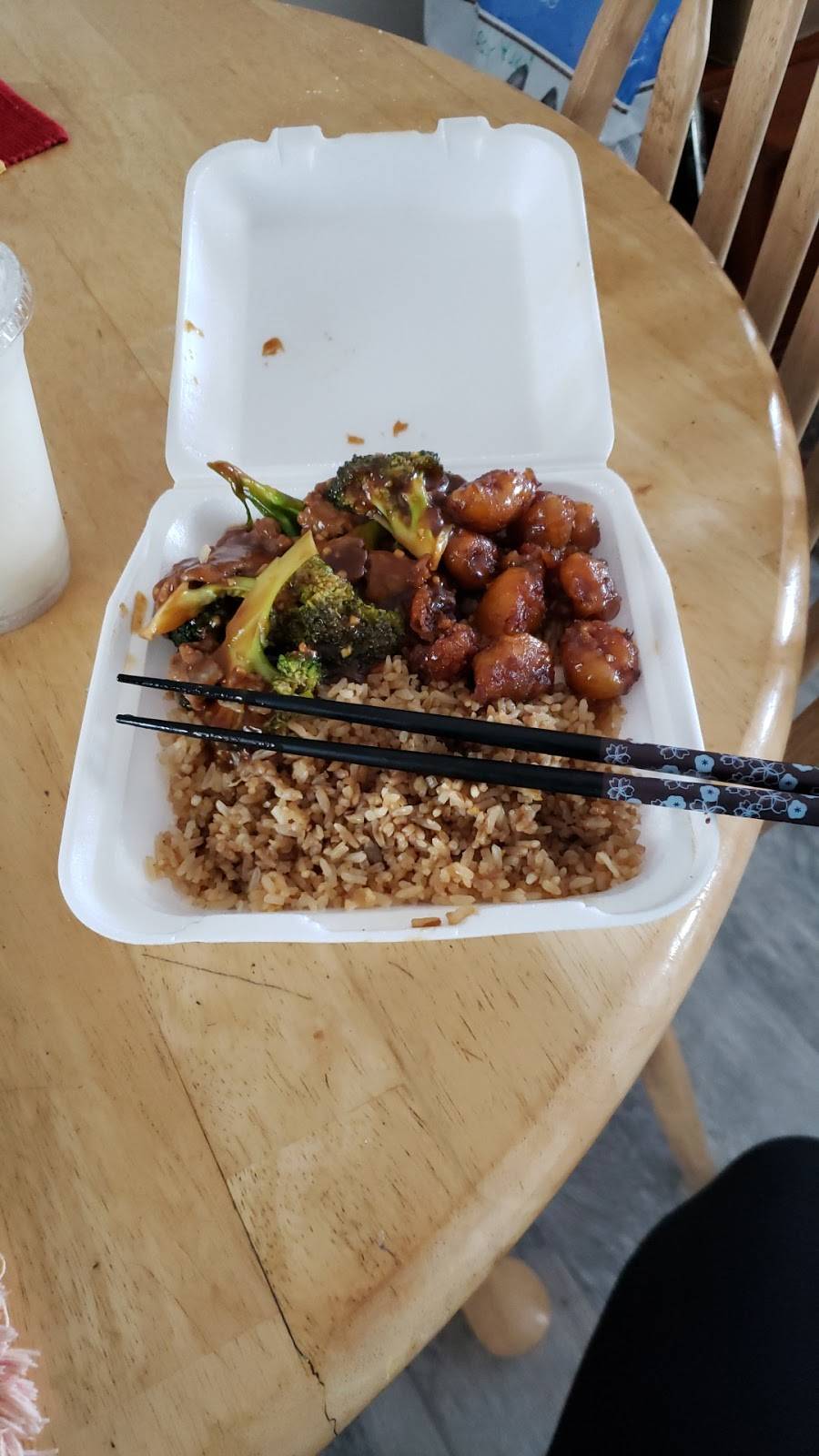 Chef Mandarin | restaurant | 1300 Main St, Logan, UT 84341, USA | 4357522318 OR +1 435-752-2318