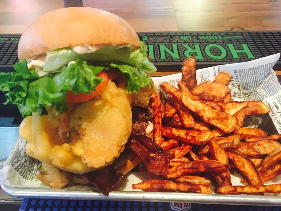 Marys Bar & Grill | restaurant | 4503 Ocean Beach Hwy, Longview, WA 98632, USA | 3604251637 OR +1 360-425-1637