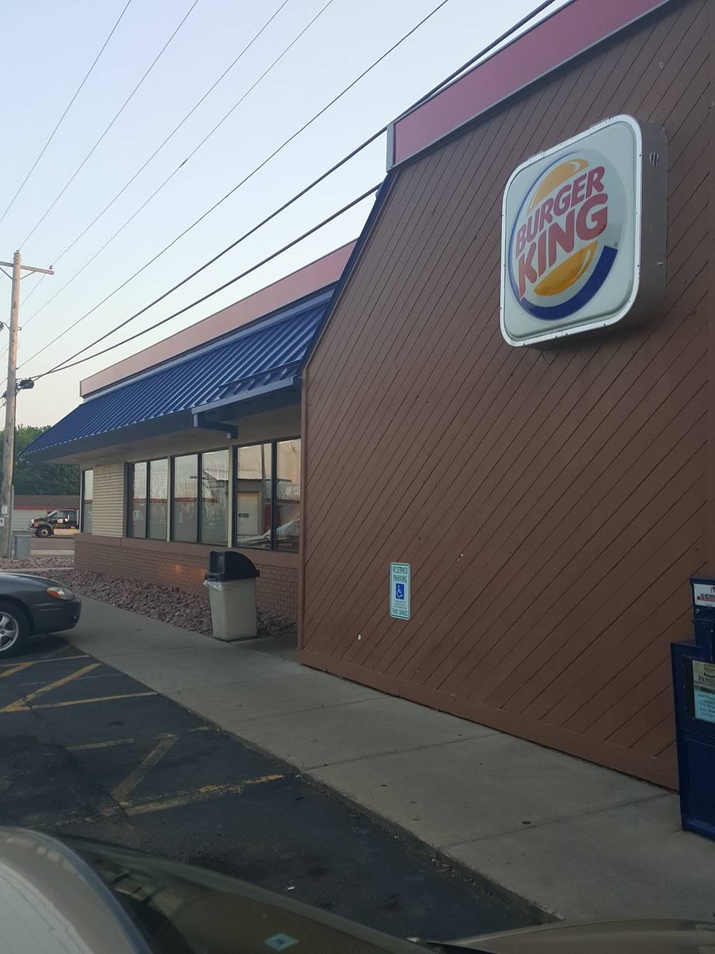 Burger King | restaurant | 1130 S Main St, Rice Lake, WI 54868, USA | 7154751494 OR +1 715-475-1494