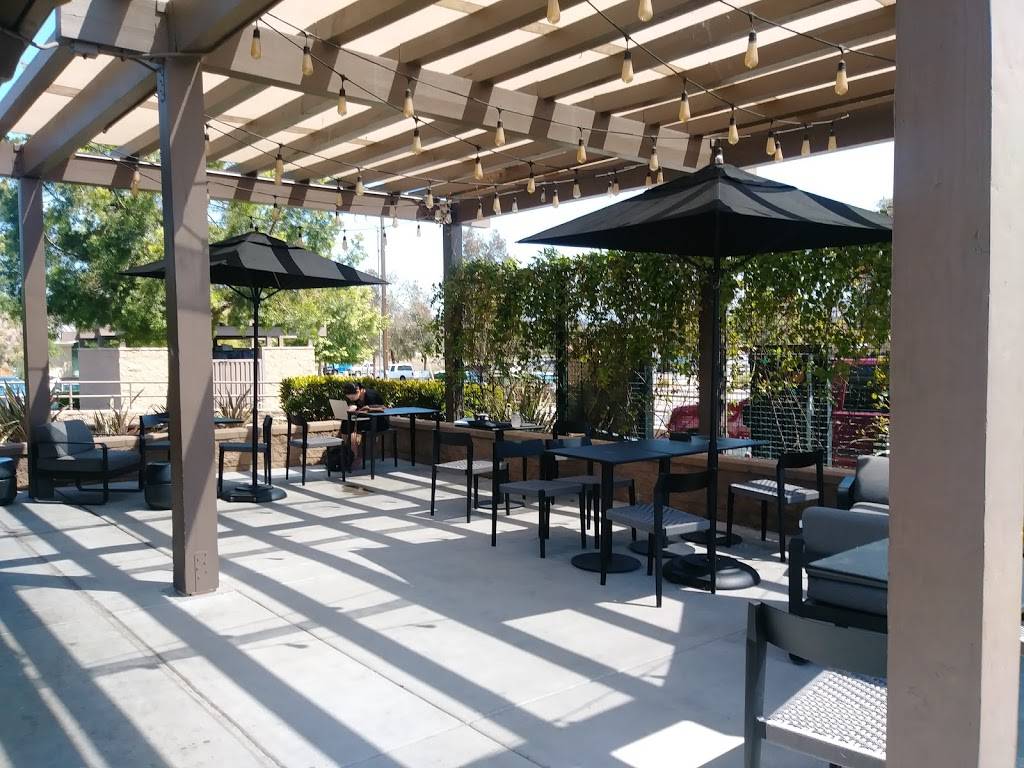 Starbucks | cafe | 1315 Main St, Ramona, CA 92065, USA | 7607890053 OR +1 760-789-0053