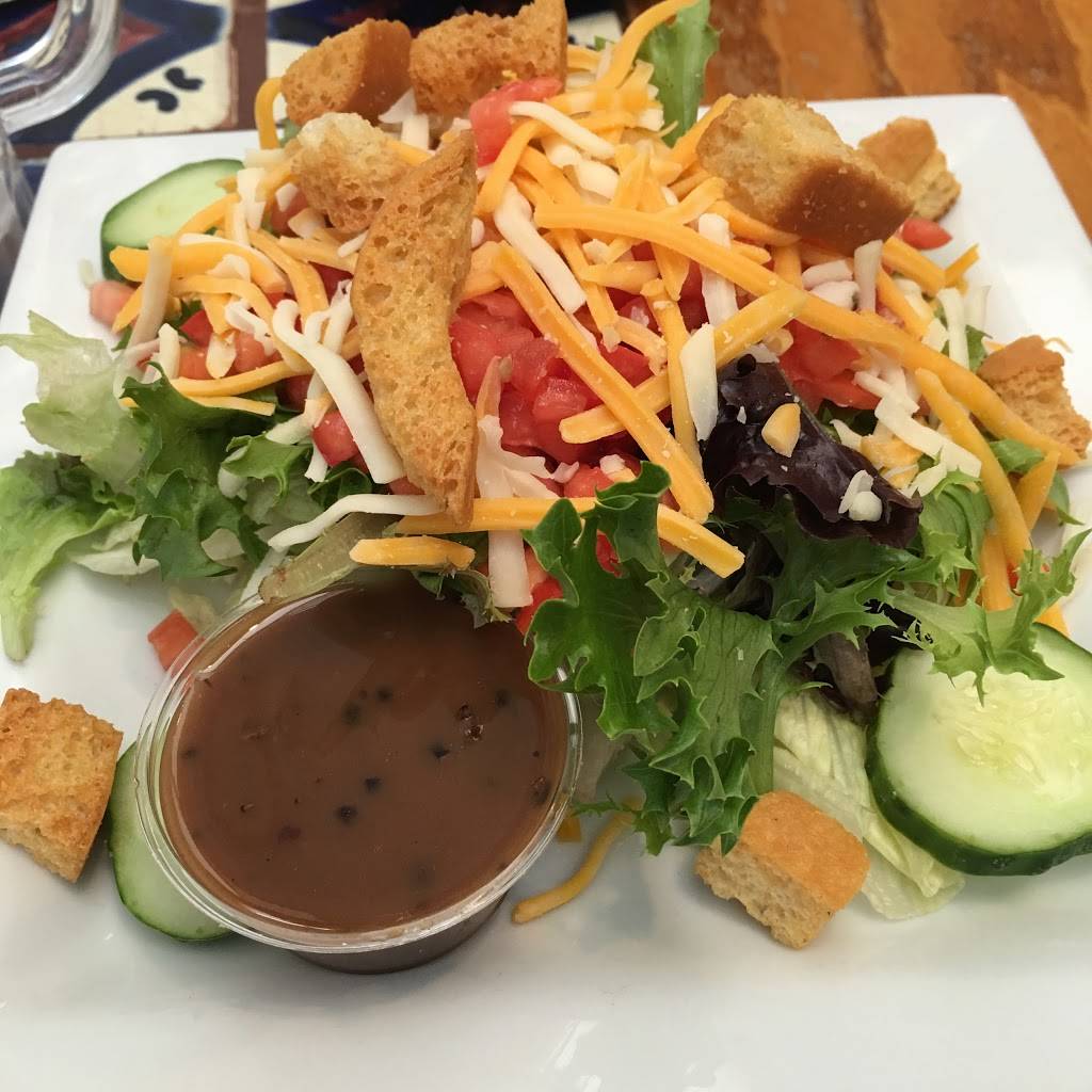 Chilis Grill & Bar | meal takeaway | Chicago OHare Airport Rotunda Building 6 Arrivals Level Guard Post #8, Chicago, IL 60666, USA | 7733777800 OR +1 773-377-7800