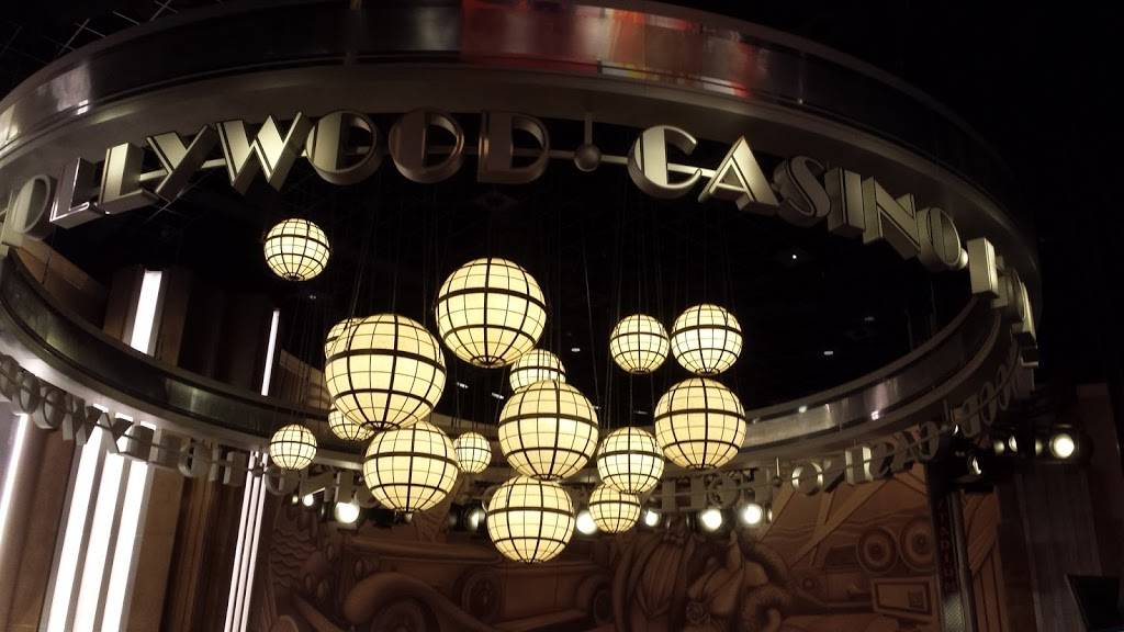 Hollywood Casino & Hotel Joliet | night club | 777 Hollywood Blvd, Joliet, IL 60436, USA | 8884367737 OR +1 888-436-7737