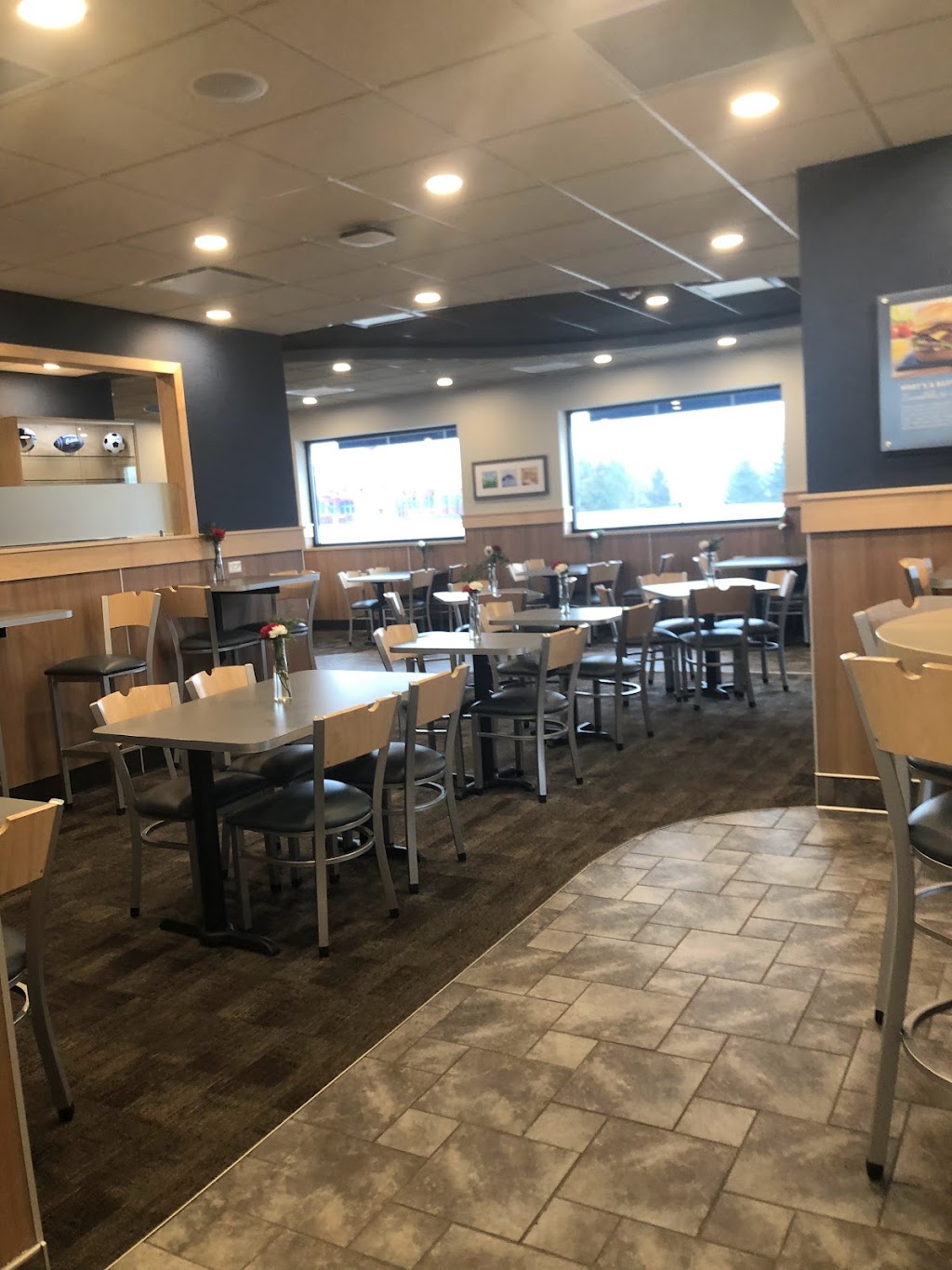 Culvers | restaurant | 251 N Randall Rd, Lake in the Hills, IL 60156, USA | 2243330571 OR +1 224-333-0571