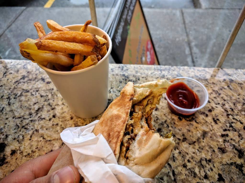 Highland Halal Shawarma | restaurant | 200 Highland Rd W, Kitchener, ON N2M 3C2, Canada | 5197418300 OR +1 519-741-8300