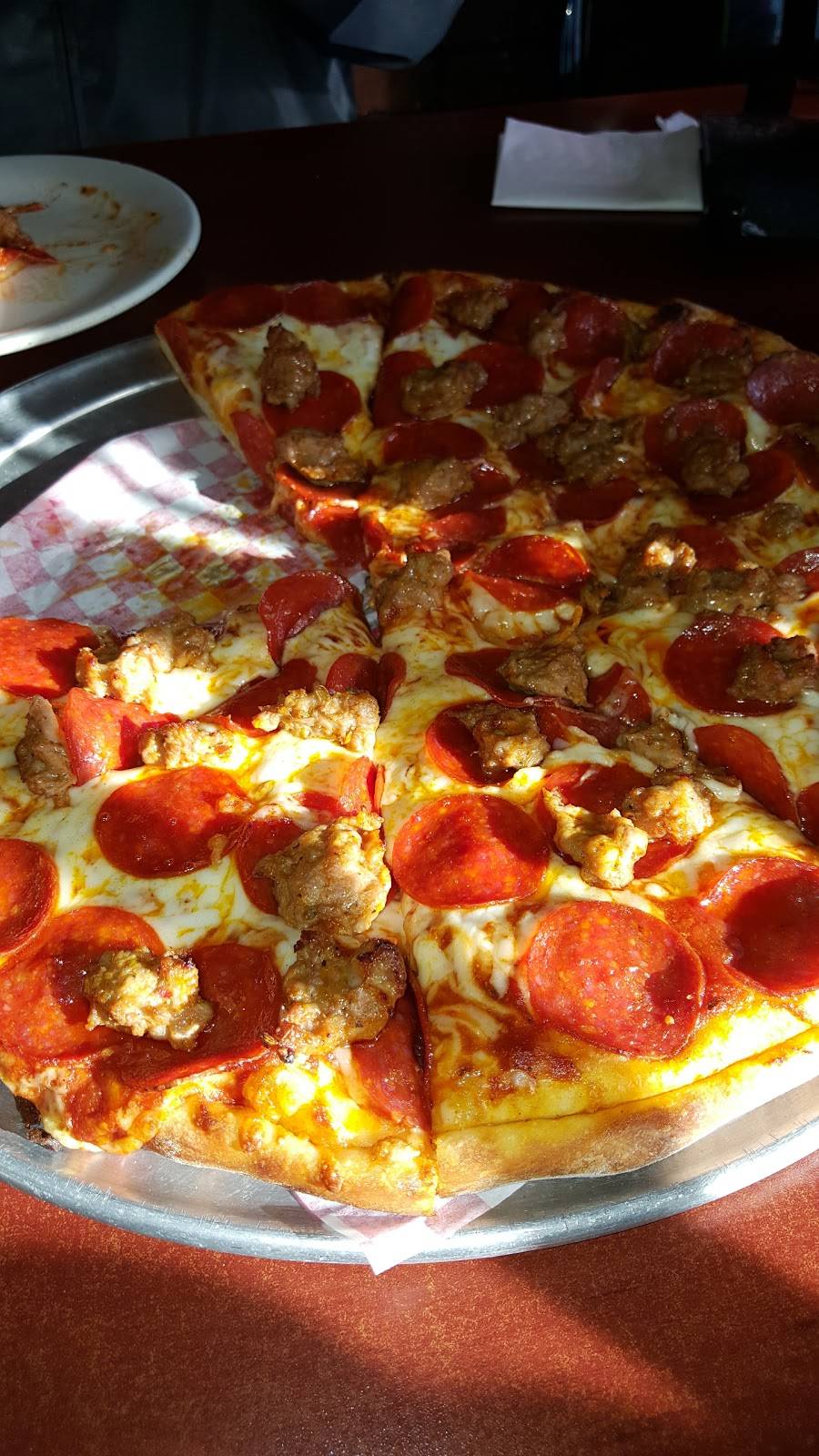 Pizza Jacks | restaurant | 3527, 849, W San Carlos St, San Jose, CA 95126, USA | 4082927947 OR +1 408-292-7947