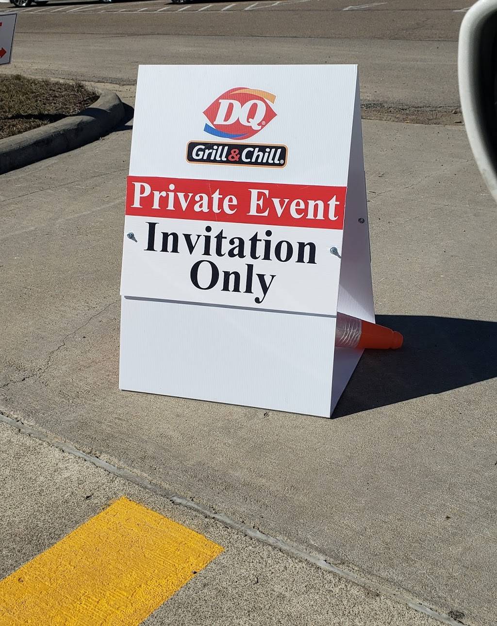 Dairy Queen Grill & Chill | restaurant | 365 Lafayette St, London, OH 43140, USA | 7409561458 OR +1 740-956-1458