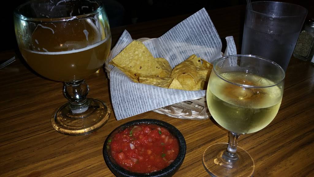 Maria Bonita Mexican Restaurant | restaurant | 33311 Agua Dulce Canyon Rd, Santa Clarita, CA 91390, USA | 6612688004 OR +1 661-268-8004