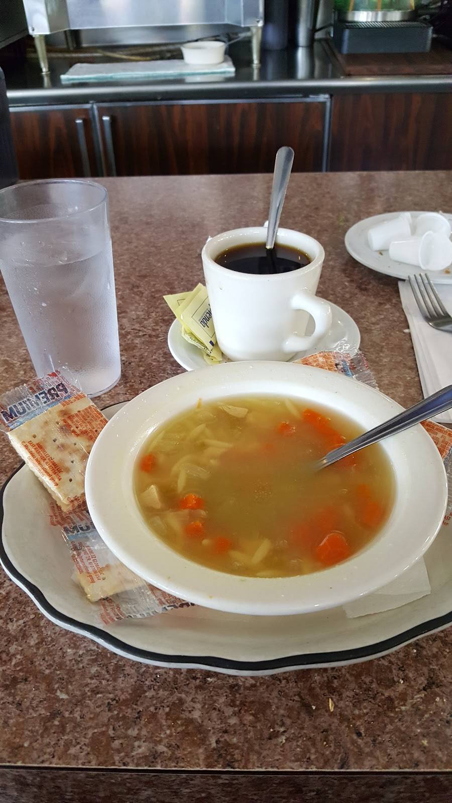 New Colony Diner Bridgeport | restaurant | 2321 Main St, Bridgeport, CT 06606, USA | 2033671217 OR +1 203-367-1217