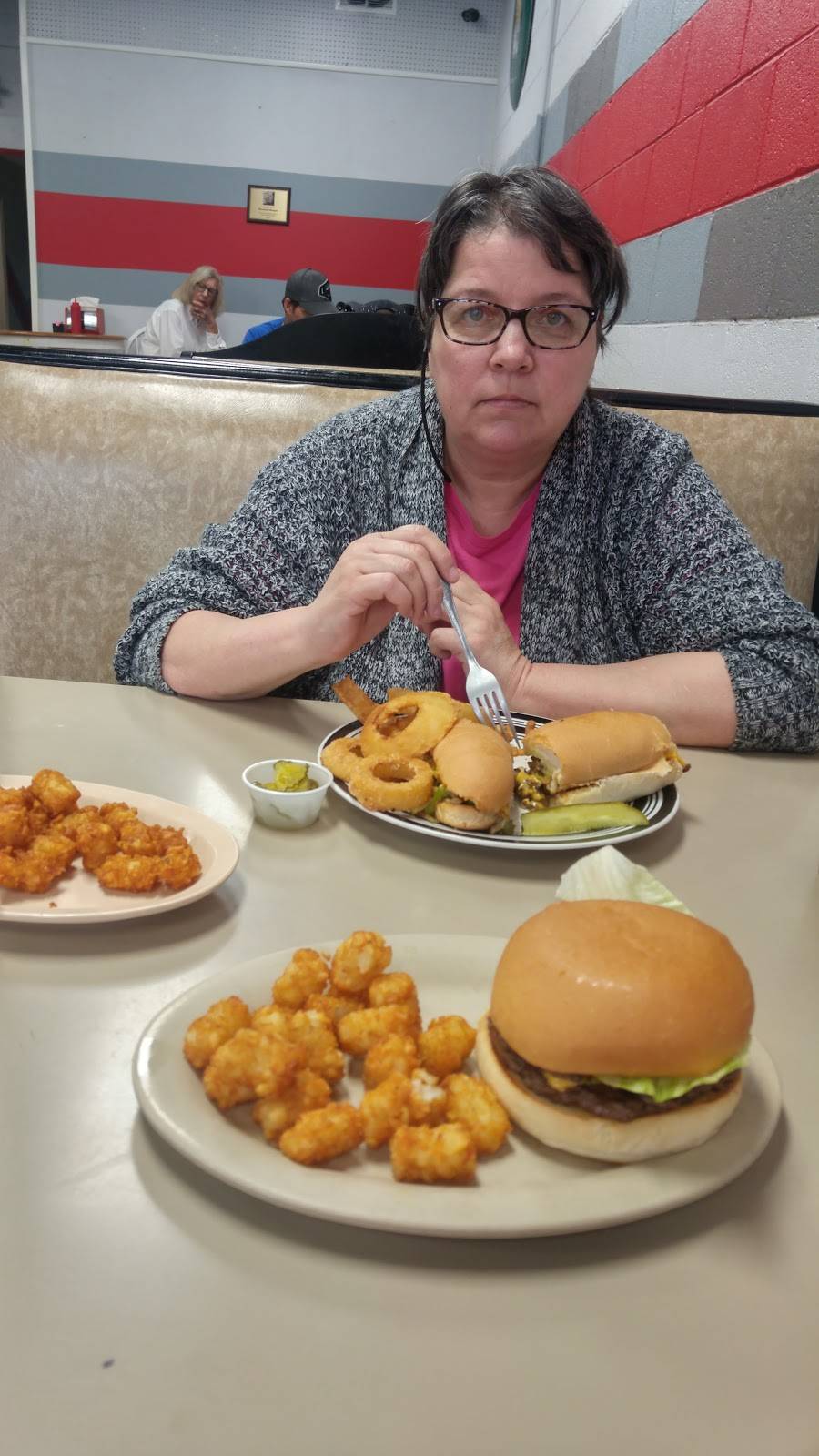 MeMes Restaurant | restaurant | 123 N Gateway Ave, Rockwood, TN 37854, USA | 8653541670 OR +1 865-354-1670