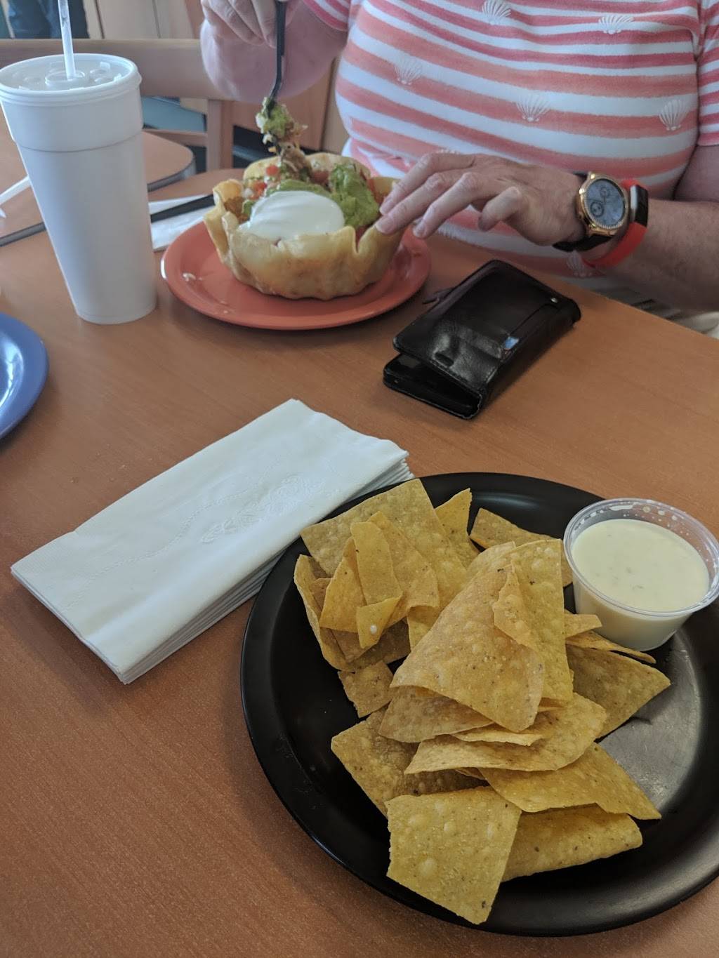 Chavas Mexican Grill | restaurant | 1902 Hart St, Vincennes, IN 47591, USA | 8128869930 OR +1 812-886-9930