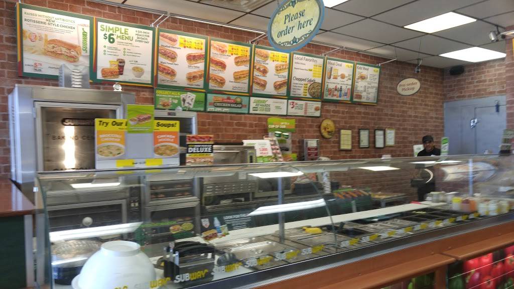 Subway | restaurant | 1606 S Cherry Ln, Fort Worth, TX 76108, USA | 8173673736 OR +1 817-367-3736