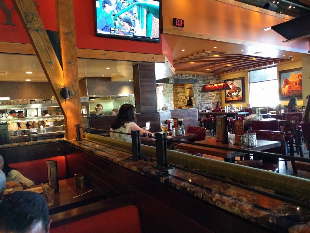 Lazy Dog Restaurant & Bar | restaurant | 1202 Camino Del Rio N, San Diego, CA 92108, USA | 6194816191 OR +1 619-481-6191