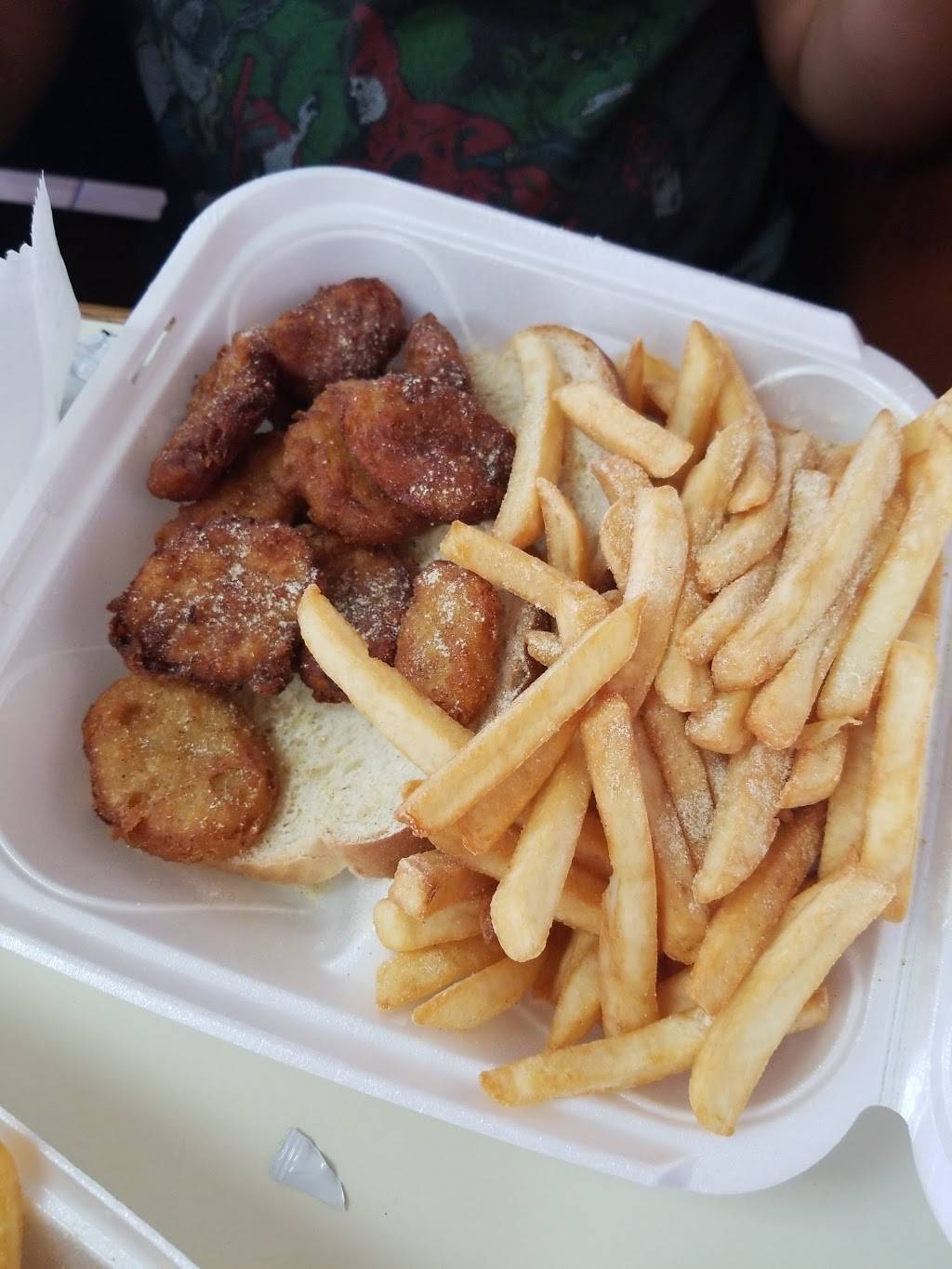 Hooks Fish & Chicken | restaurant | 6201 W Sunrise Blvd, Plantation, FL 33313, USA | 9545848644 OR +1 954-584-8644