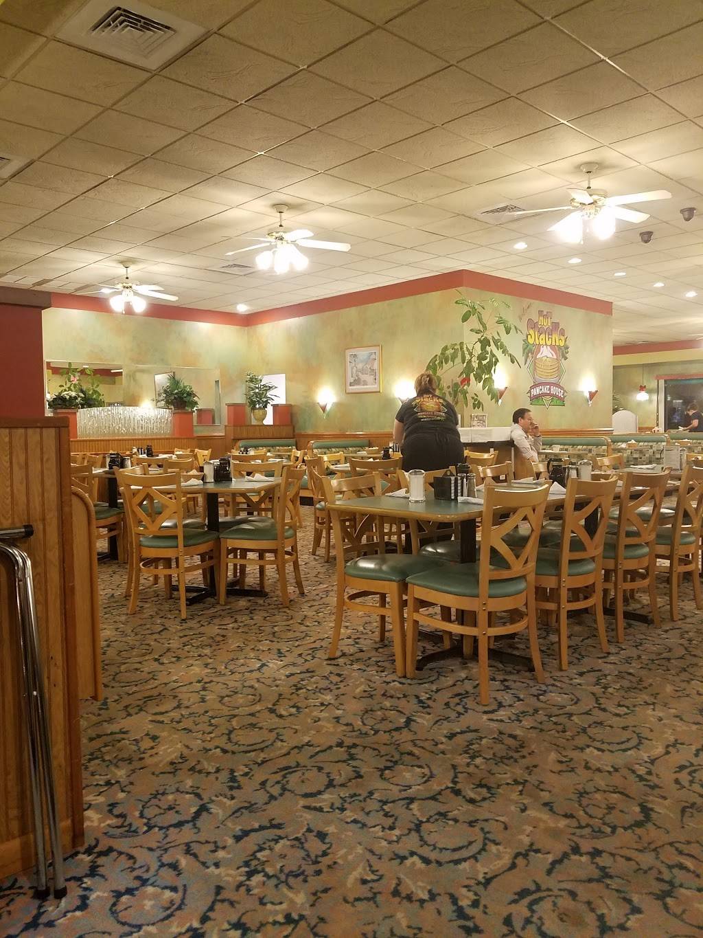 Hot Stacks Pancake House Myrtle Beach | restaurant | 1501 N Kings Hwy, Myrtle Beach, SC 29577, USA | 8434484668 OR +1 843-448-4668