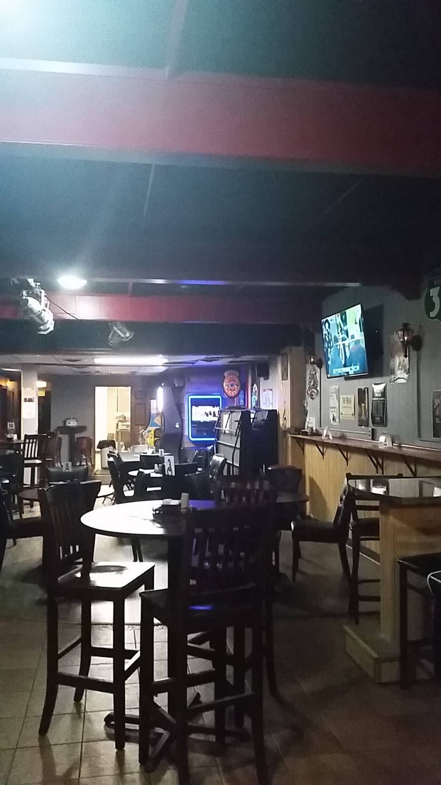 The Verse Lounge & Grill | restaurant | 717 Rose St, La Crosse, WI 54603, USA | 6087821650 OR +1 608-782-1650