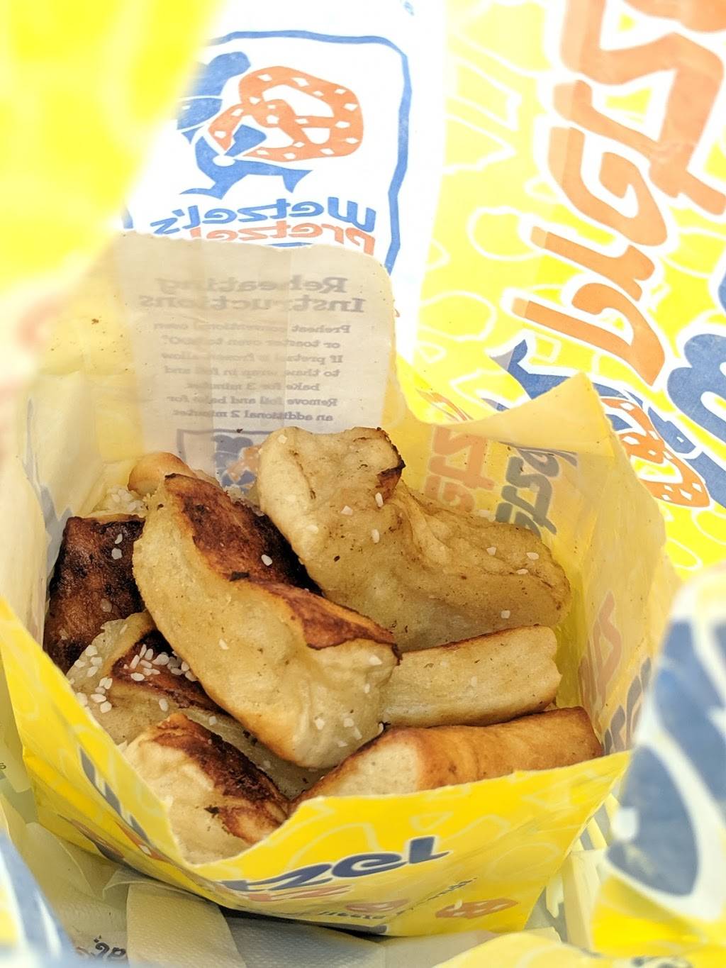 Wetzels Pretzels | restaurant | 1640 Camino Del Rio N #1220, San Diego, CA 92108, USA | 6192208180 OR +1 619-220-8180