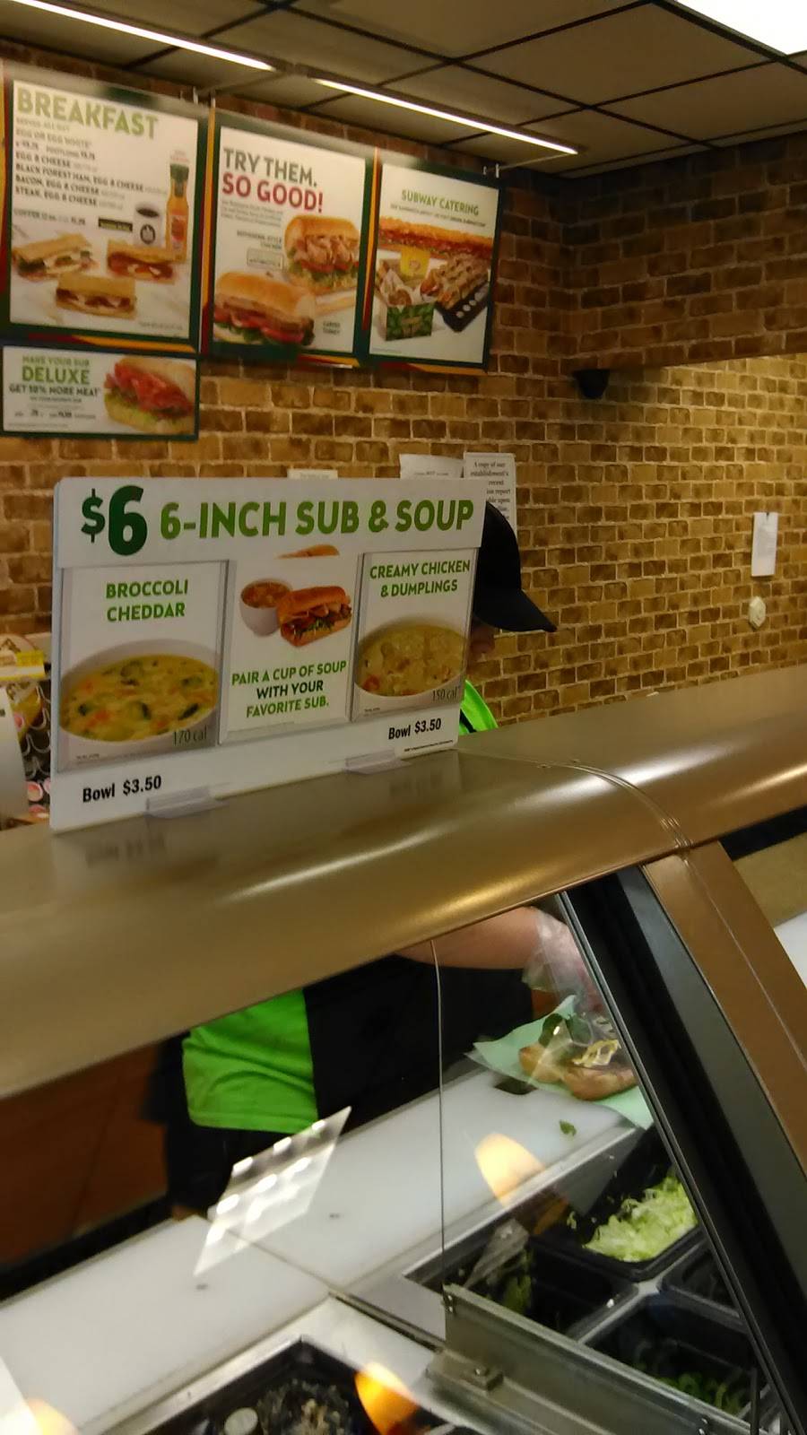 Subway Restaurants | restaurant | 103 S Main St, Highlands, TX 77562, USA | 2814265580 OR +1 281-426-5580