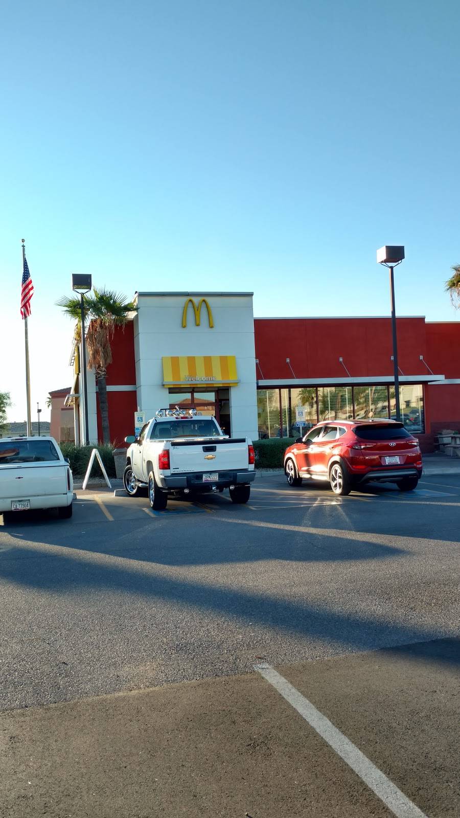 McDonalds | cafe | 14553 W Grand Ave, Surprise, AZ 85374, USA | 6232147842 OR +1 623-214-7842