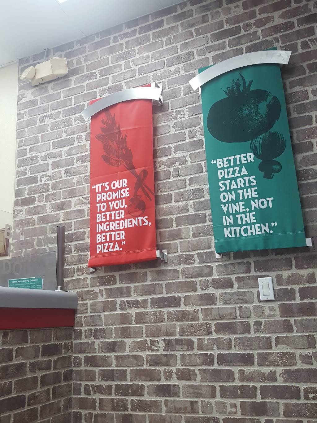 Papa Johns Pizza | restaurant | 13905 W Dixie Hwy, Miami, FL 33161, USA | 3058928700 OR +1 305-892-8700