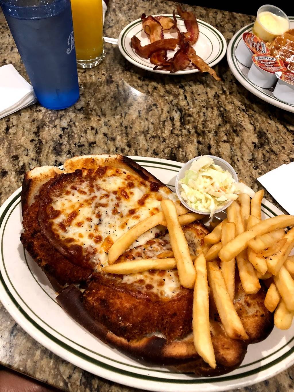 RITZ Diner | restaurant | 8000 Roosevelt Blvd, Philadelphia, PA 19152, USA | 2156138894 OR +1 215-613-8894