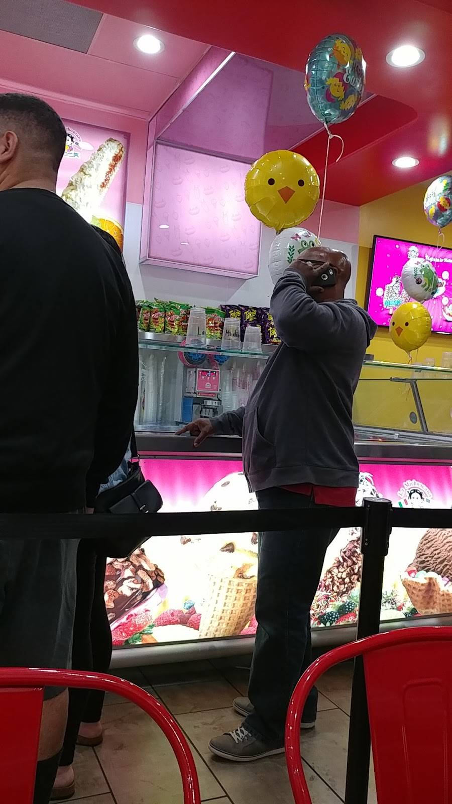 Woodman Van Nuys | shopping mall | 9700-9710 Woodman Ave, Arleta, CA 91331, USA | 2135532200 OR +1 213-553-2200