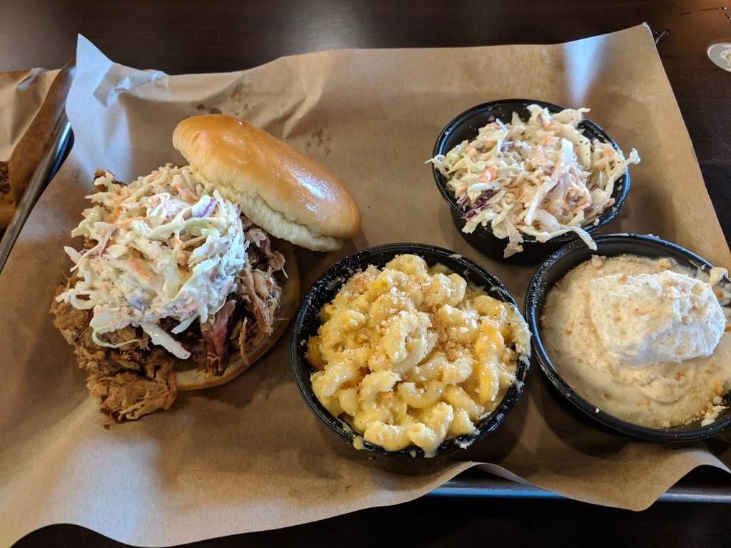 MISSION BBQ | restaurant | 6430 Grand Ave #101, Gurnee, IL 60031, USA | 8472784577 OR +1 847-278-4577
