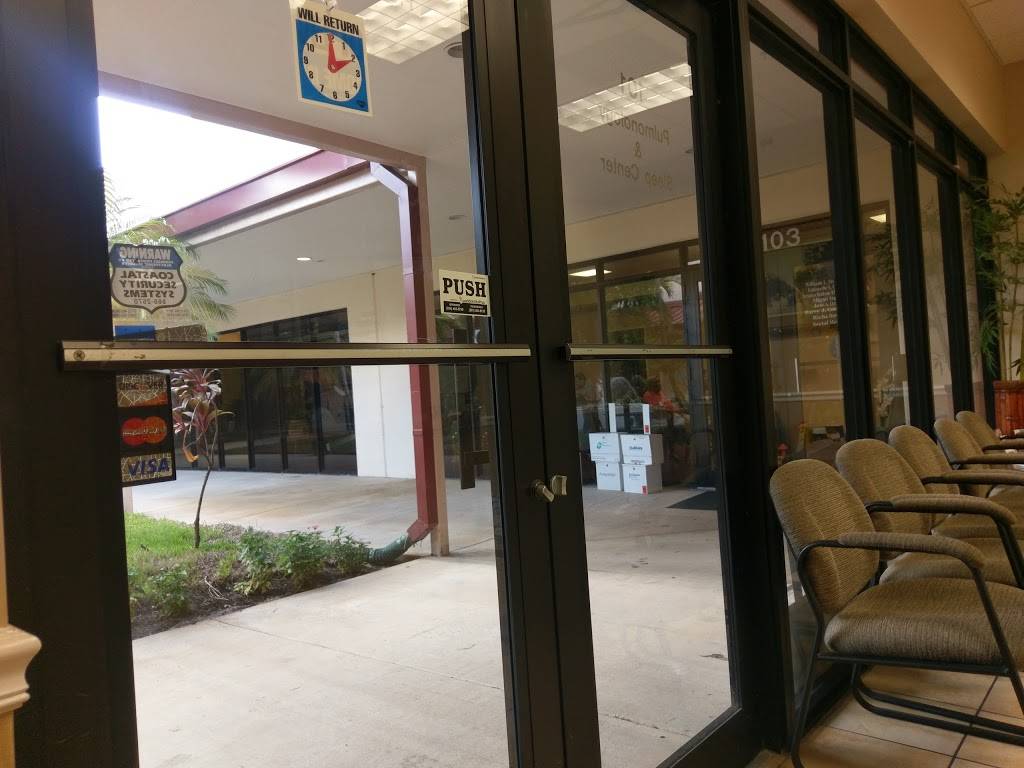 Tackey Fred MD | restaurant | 2300 S Congress Ave, Boynton Beach, FL 33426, USA | 5613748919 OR +1 561-374-8919