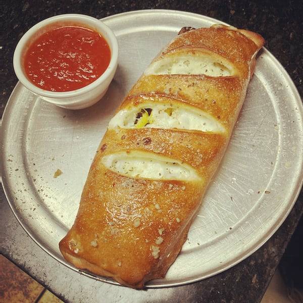 Dominics Pizza | restaurant | 2772 Elkcam Blvd, Deltona, FL 32738, USA | 3862186508 OR +1 386-218-6508