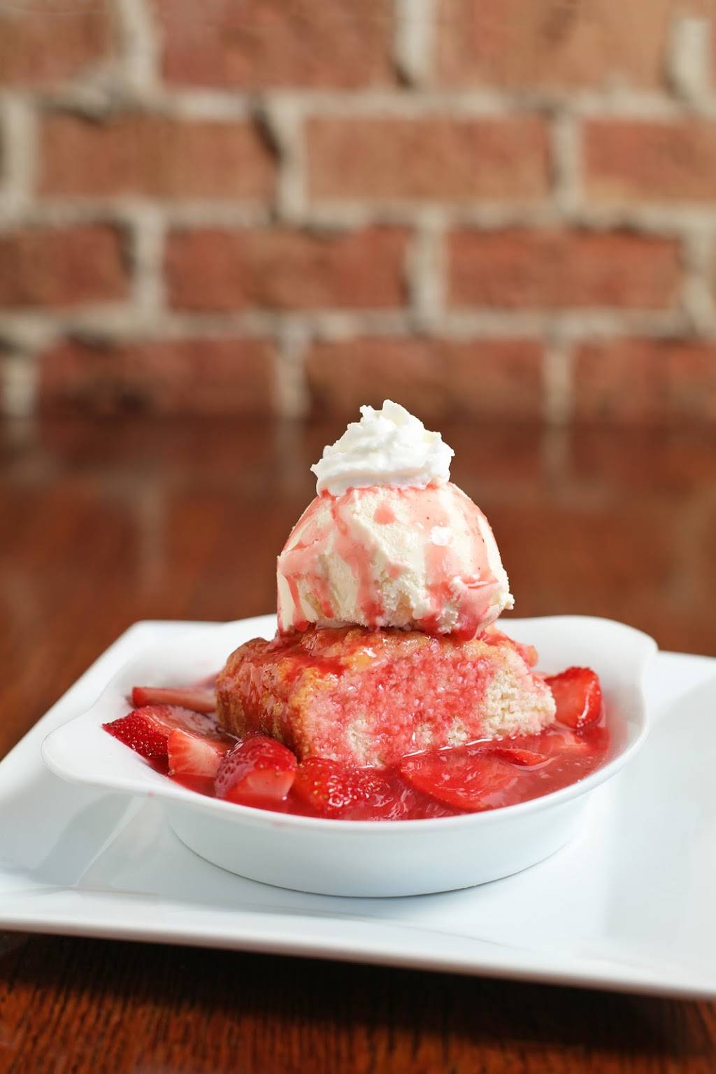 Grindstone Charleys | restaurant | 5822 Crawfordsville Rd, Indianapolis, IN 46224, USA | 3174811870 OR +1 317-481-1870