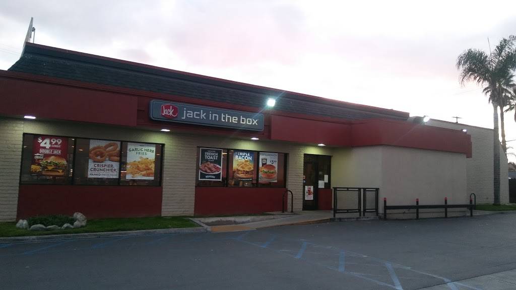 Jack in the Box | restaurant | 2921 S Figueroa St, Los Angeles, CA 90007, USA | 2137455530 OR +1 213-745-5530