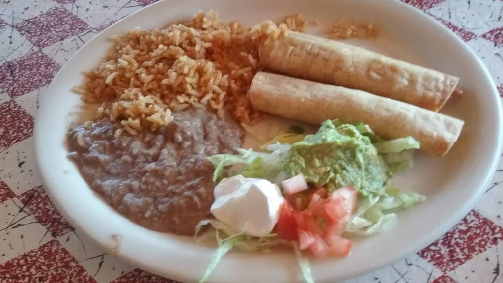 Mi Casa Mexican Cafe LLC | restaurant | 1601 1st St, Palacios, TX 77465, USA | 3619726024 OR +1 361-972-6024