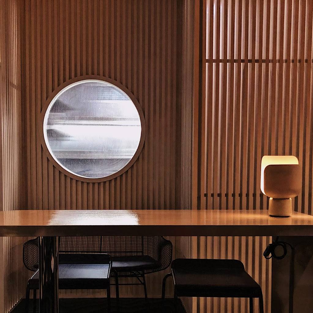 Devon | restaurant | 252 Broome St, New York, NY 10002, USA | 2124273997 OR +1 212-427-3997