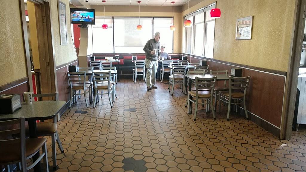 Hardees | restaurant | 1201 North Ave, Millvale, PA 15209, USA | 4128213643 OR +1 412-821-3643