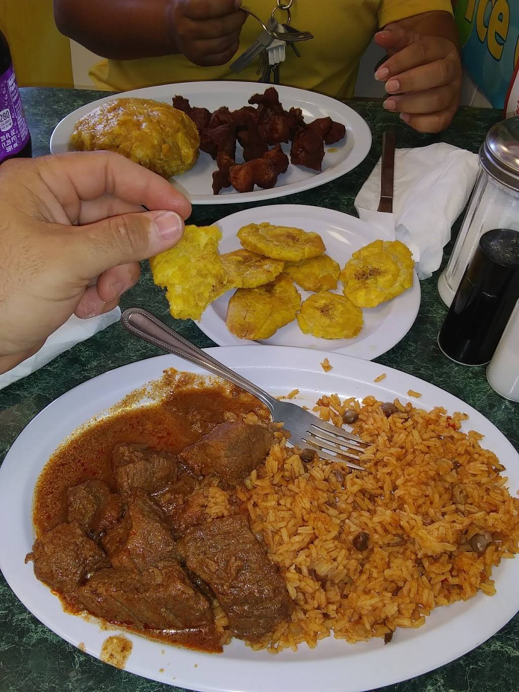 Giovannas Goodies | restaurant | 2416 Boardwalk, Wildwood, NJ 08260, USA | 6097293131 OR +1 609-729-3131