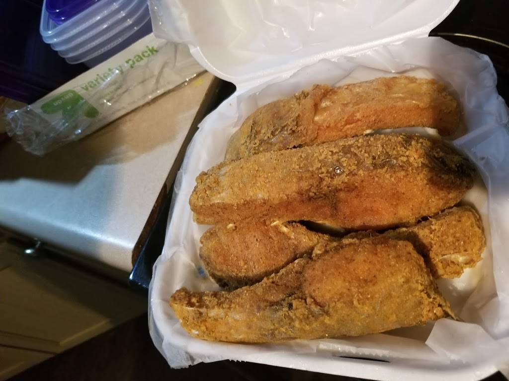 Hollywood Fish Market | restaurant | 1383 N Hollywood St, Memphis, TN 38108, USA | 9013242602 OR +1 901-324-2602