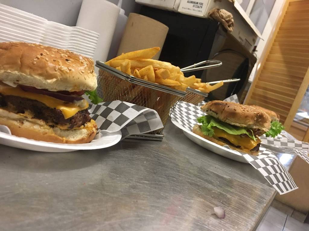 SK Grill N Chill | restaurant | 812 Britannia Rd W unit 104, Mississauga, ON L5V 0A6, Canada | 9055673343 OR +1 905-567-3343