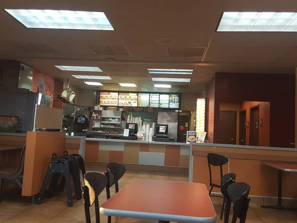 Jack in the Box | restaurant | 1111 Colusa Ave, Yuba City, CA 95991, USA | 5306730230 OR +1 530-673-0230