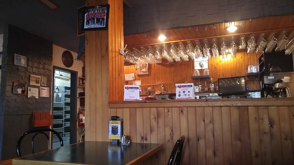 Resto Le Notre-Dame | restaurant | 142 Rue Notre Dame, Maniwaki, QC J9E 2J2, Canada | 8194497099 OR +1 819-449-7099