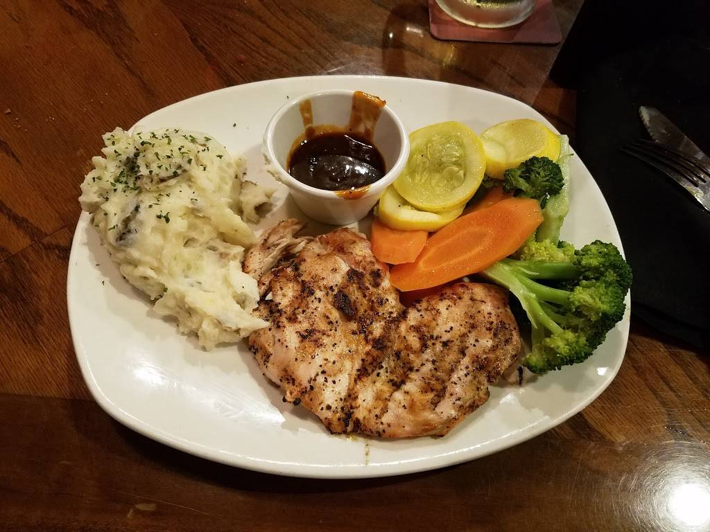 Outback Steakhouse | restaurant | 132 Marsh Hill Rd, Orange, CT 06477, USA | 2037950700 OR +1 203-795-0700