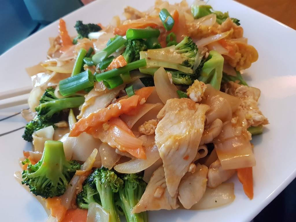 Pattaya Thai Restaurant | restaurant | 607 Johnnie Dodds Blvd, Mt Pleasant, SC 29464, USA | 8438561808 OR +1 843-856-1808