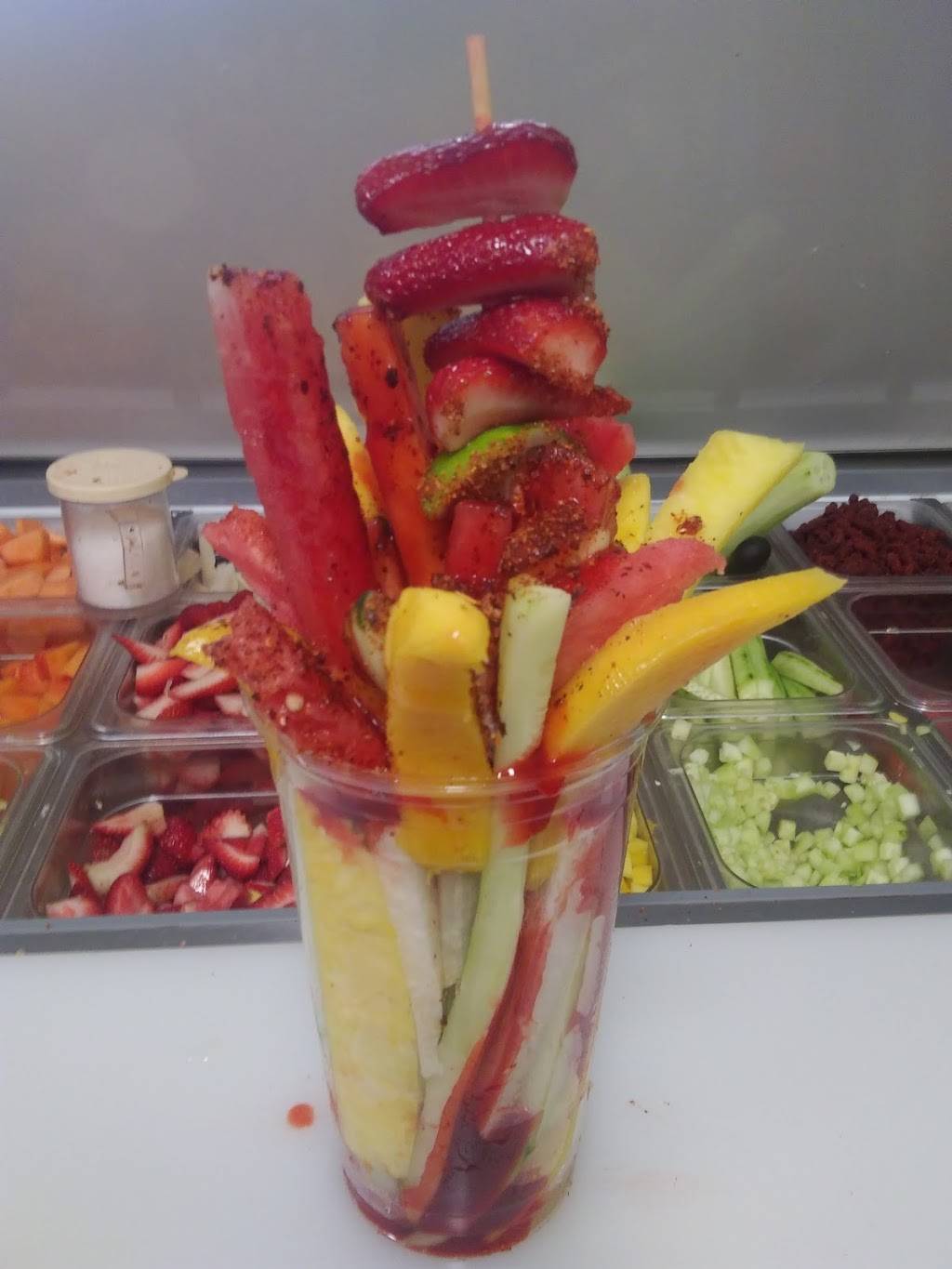 La placita raspados Y Mas.... | restaurant | 5769 S Elm Ave, Fresno, CA 93706, USA | 5593947172 OR +1 559-394-7172