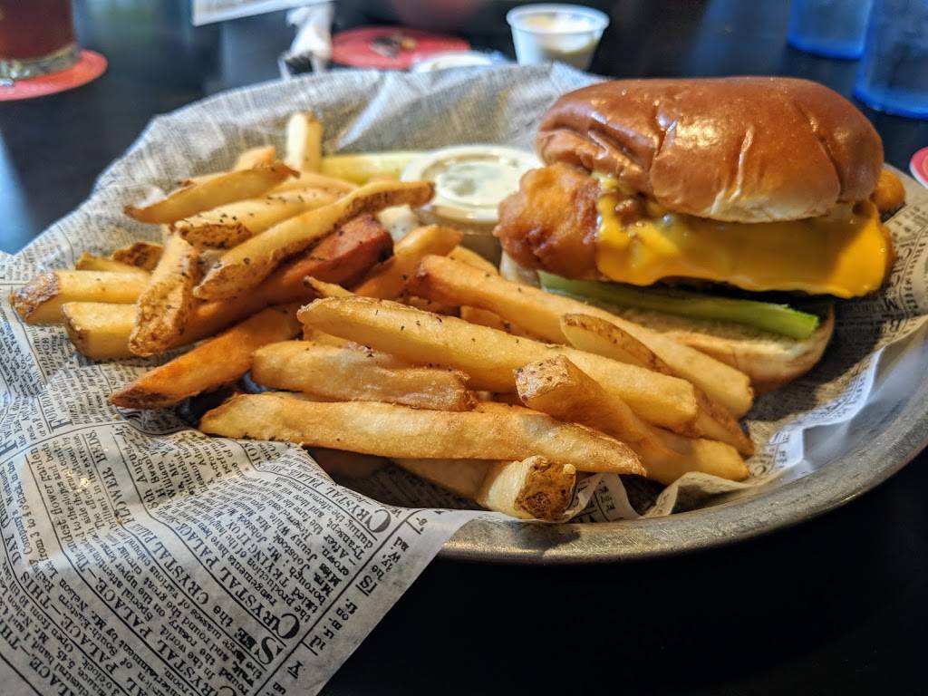 Echo Tap & Grill | restaurant | 554 W Main St #2632, Madison, WI 53703, USA | 6082566928 OR +1 608-256-6928