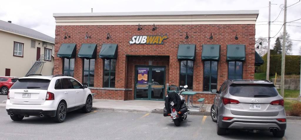 Restaurant SUBWAY | restaurant | 617 Boulevard Frontenac E, Thetford Mines, QC G6G 6Y7, Canada | 4183340333 OR +1 418-334-0333