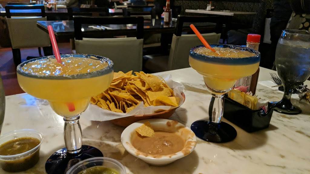 Fiesta Taqueria & Tequila Bar | restaurant | 506 N Meridian, Puyallup, WA 98371, USA | 2534456525 OR +1 253-445-6525